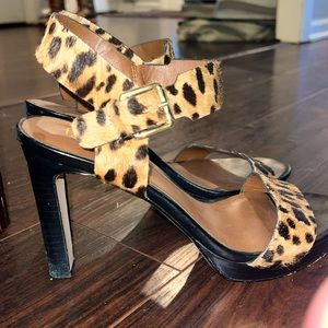 Franco Sarto, size 8.5-9, gorgeously cut, the heel of the summer!